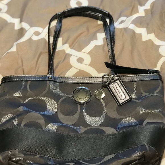 Coach Purse - Picture 2 of 4